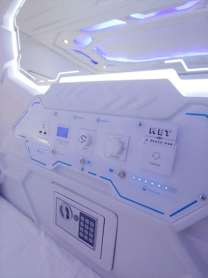 בנגקוק Met A Space Pod @ Asoke מראה חיצוני תמונה